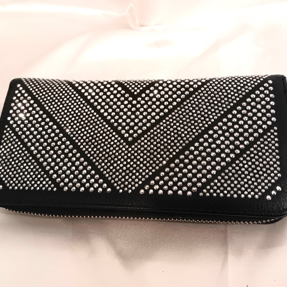NEW - BOHO INSPIRED BLING BLACK ACCORDION WALLET🖤